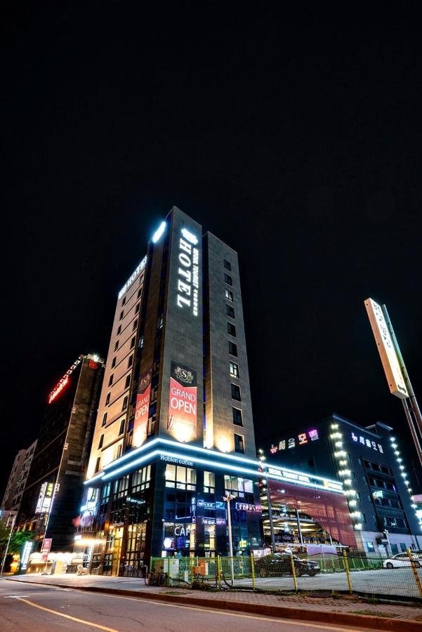 Siheung Seoul Tourist Hotel מראה חיצוני תמונה