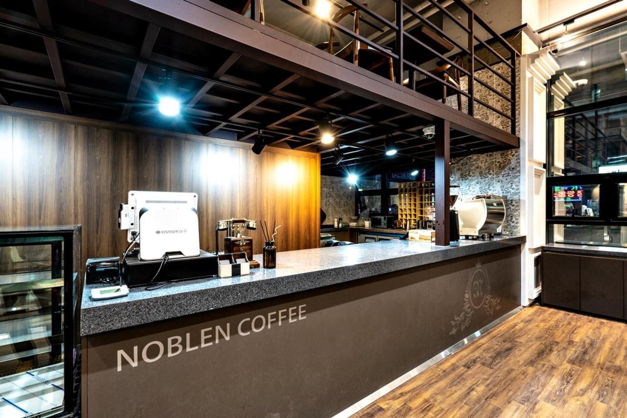 Siheung Seoul Tourist Hotel מראה חיצוני תמונה